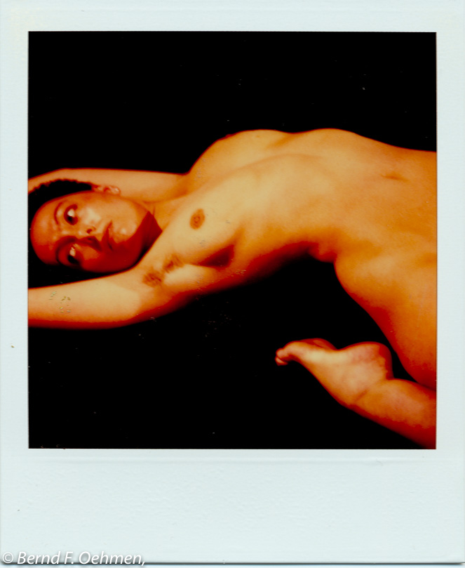 Akt     SX-70 Print