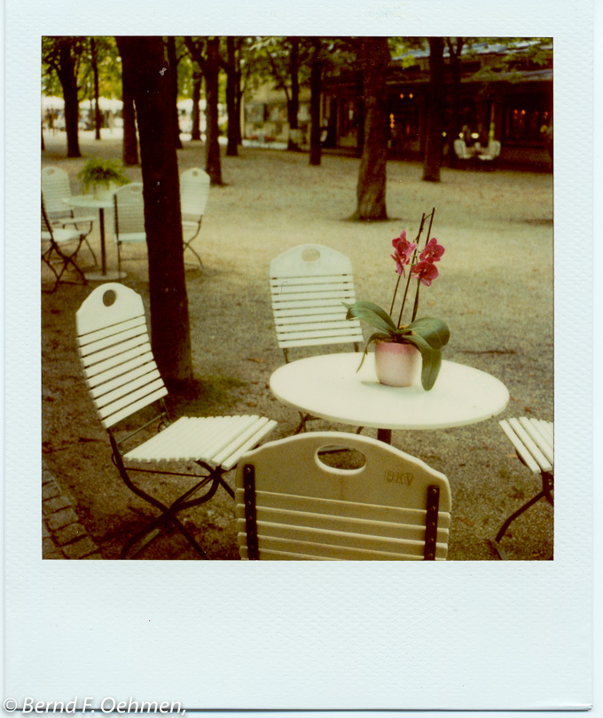 bfo-601037   Collonaden   ImpossibleP Farb Print